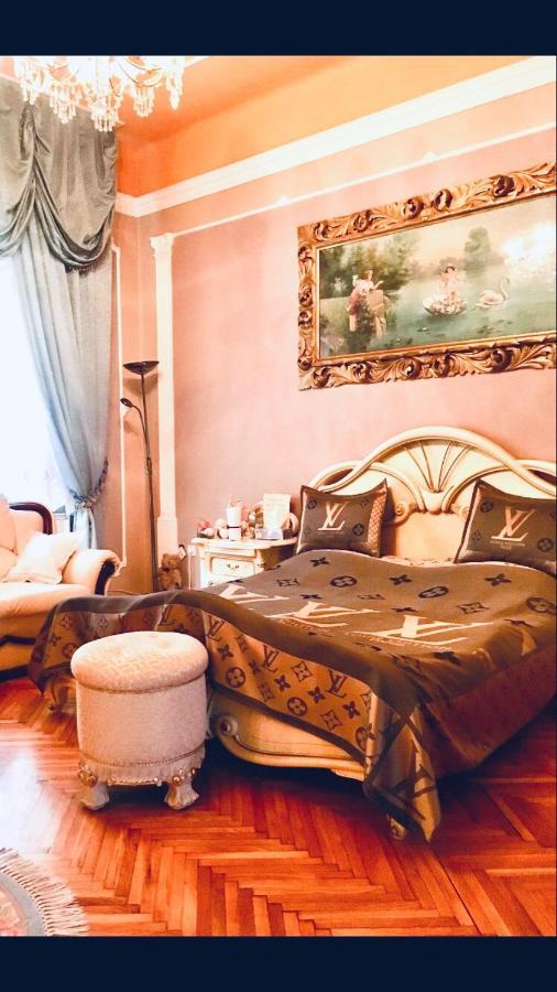 Ferienwohnung Adam Apartmanhaz Szegedin Exterior foto