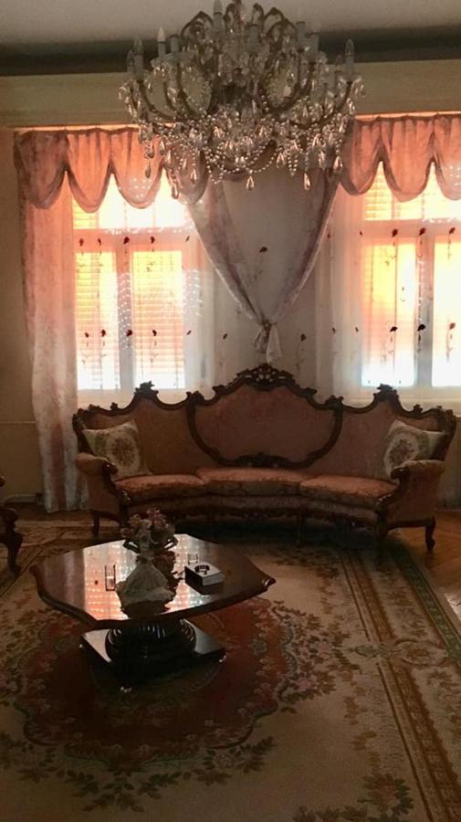 Ferienwohnung Adam Apartmanhaz Szegedin Exterior foto
