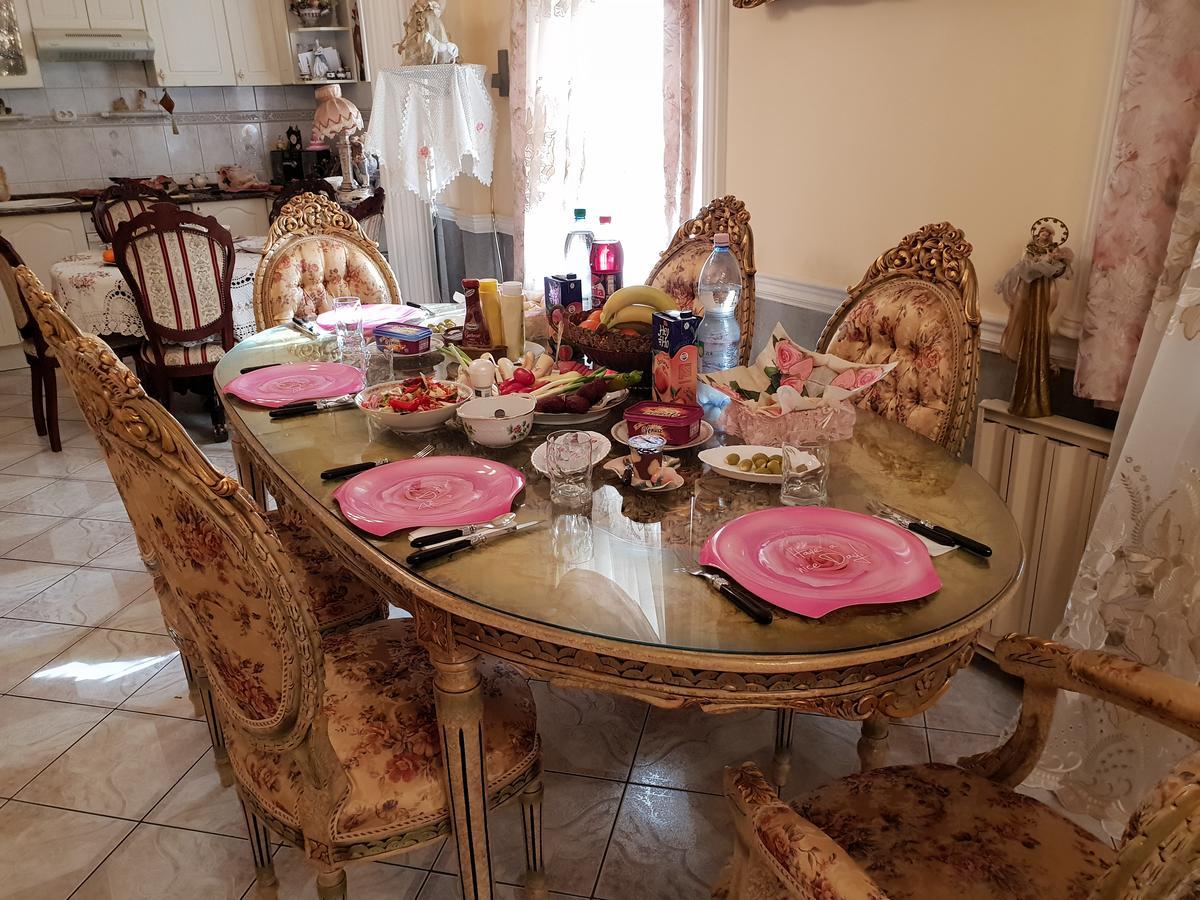Ferienwohnung Adam Apartmanhaz Szegedin Exterior foto