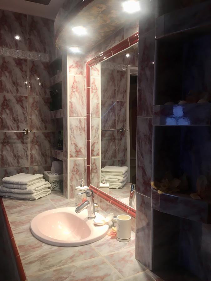 Ferienwohnung Adam Apartmanhaz Szegedin Exterior foto
